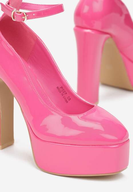 Fuksjowe Czółenka na Platformie i Słupku ze Sprzączką i Lakierowanym Wykończeniu Ysabel