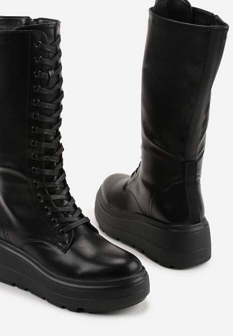 Czarne Kozaki Grunge na Platformie ze Sznurowaną Cholewką Ilomare