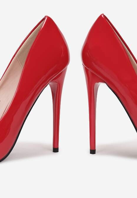 Czerwone Szpilki Cassildi