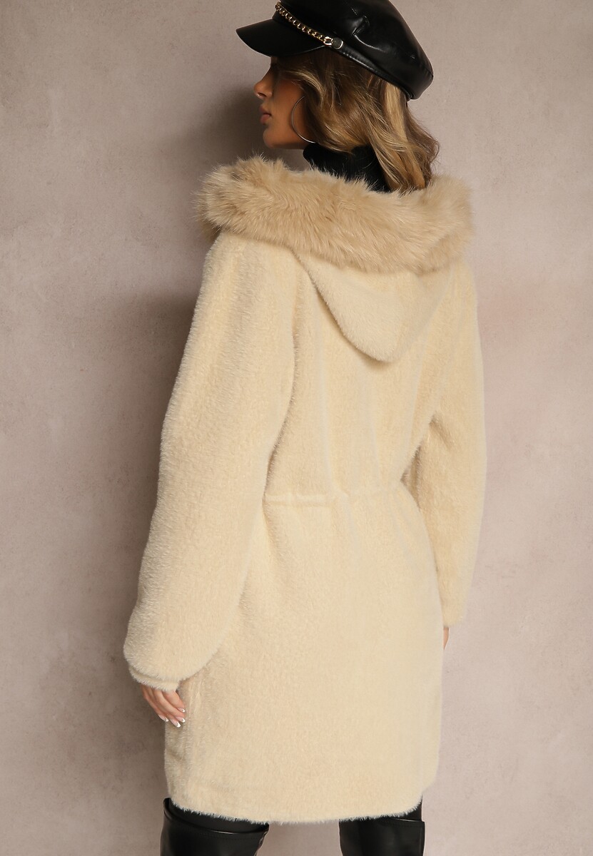 Beżowy Długi Płaszcz ze Ściągaczem w Pasie Zdobiony Futrem Delithriel