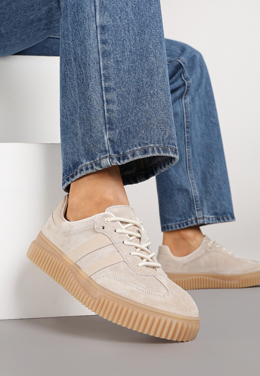 Beżowe Zamszowe Sneakersy Tenisówki z Wkładką ze Skóry Naturalnej Ozdobione Tłoczeniem Meluella