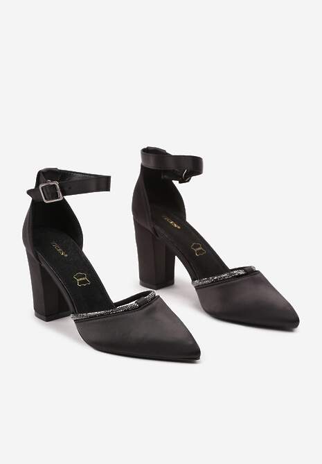 Czarne Satynowe Czółenka Vices ze Skórzaną Wkładką i Cyrkoniami Sarirra