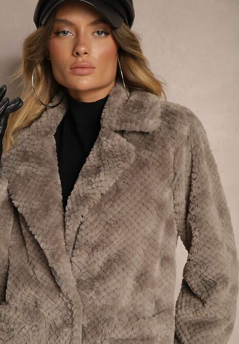 Szary Futrzany Płaszcz Ozdobiony Pikowaniem i Wsuwanymi Kieszeniami Vertissa