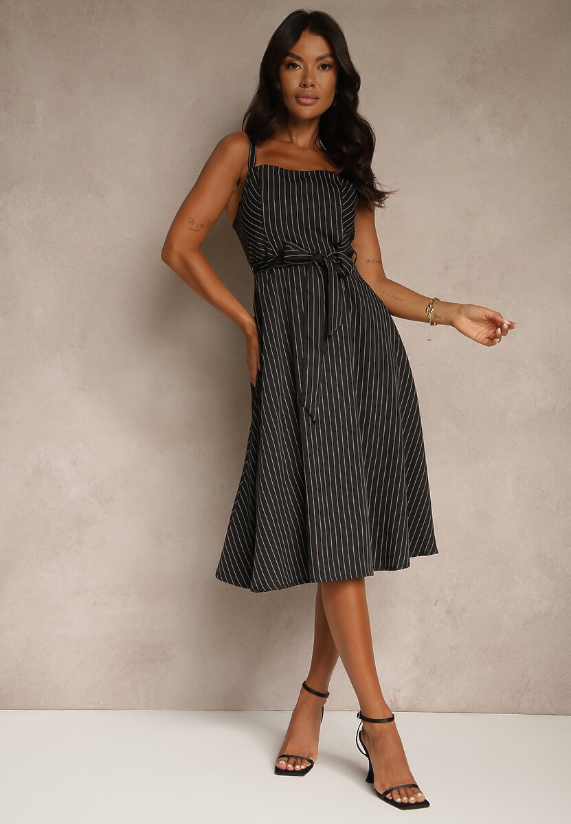 Czarna Rozkloszowana Sukienka z Wiskozą w Paski Dolavessa