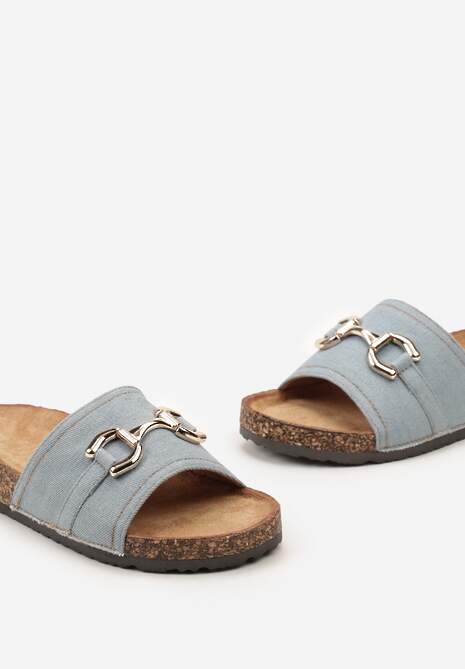 Jasnoniebieskie Korkowe Klapki z Metolową Aplikacją w stylu Mokasynów Xuria