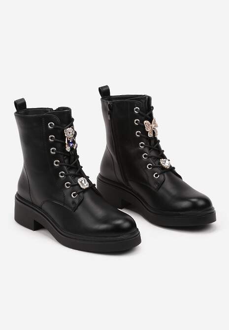 Czarne Płaskie Botki w Stylu Workerów Ozdobione Aplikacjami Kokardy i Misia Bialithia