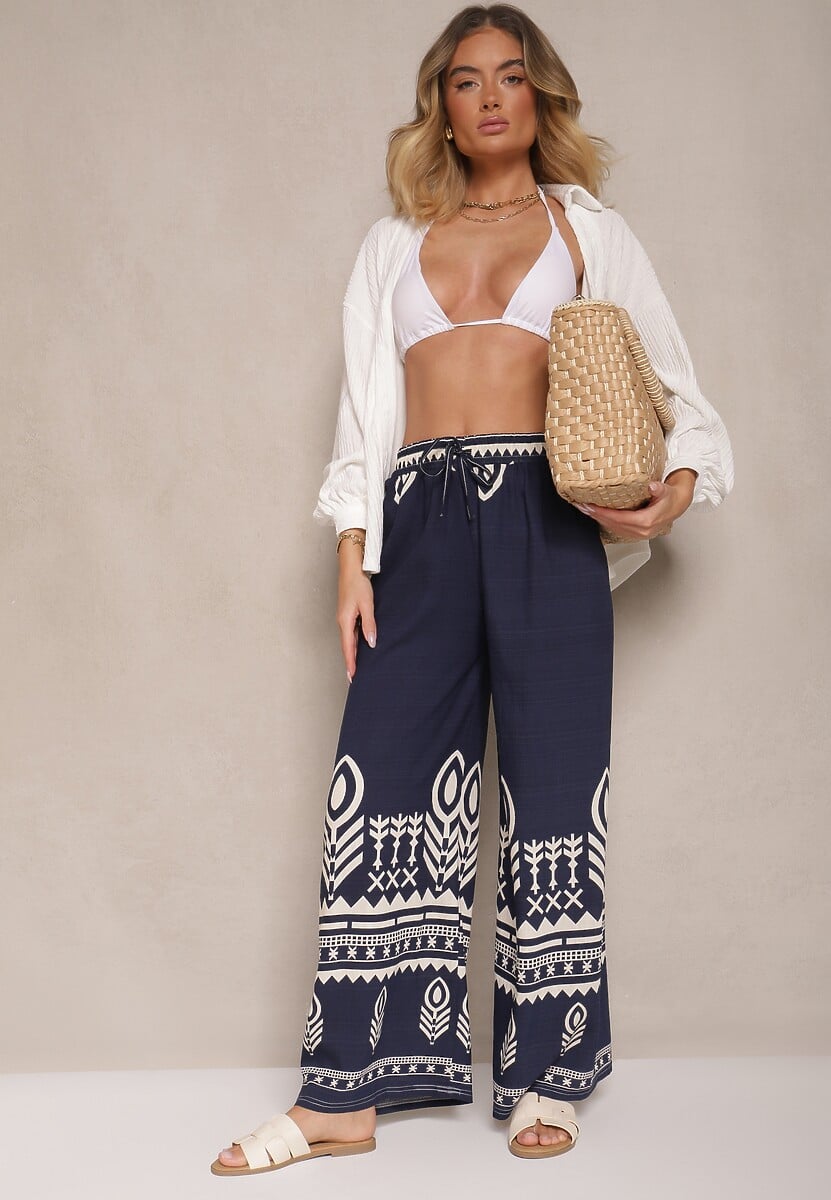 Granatowe Szerokie Spodnie z Wiskozy z Gumką w Talii Zdobione Etnicznym Wzorem Soleldi