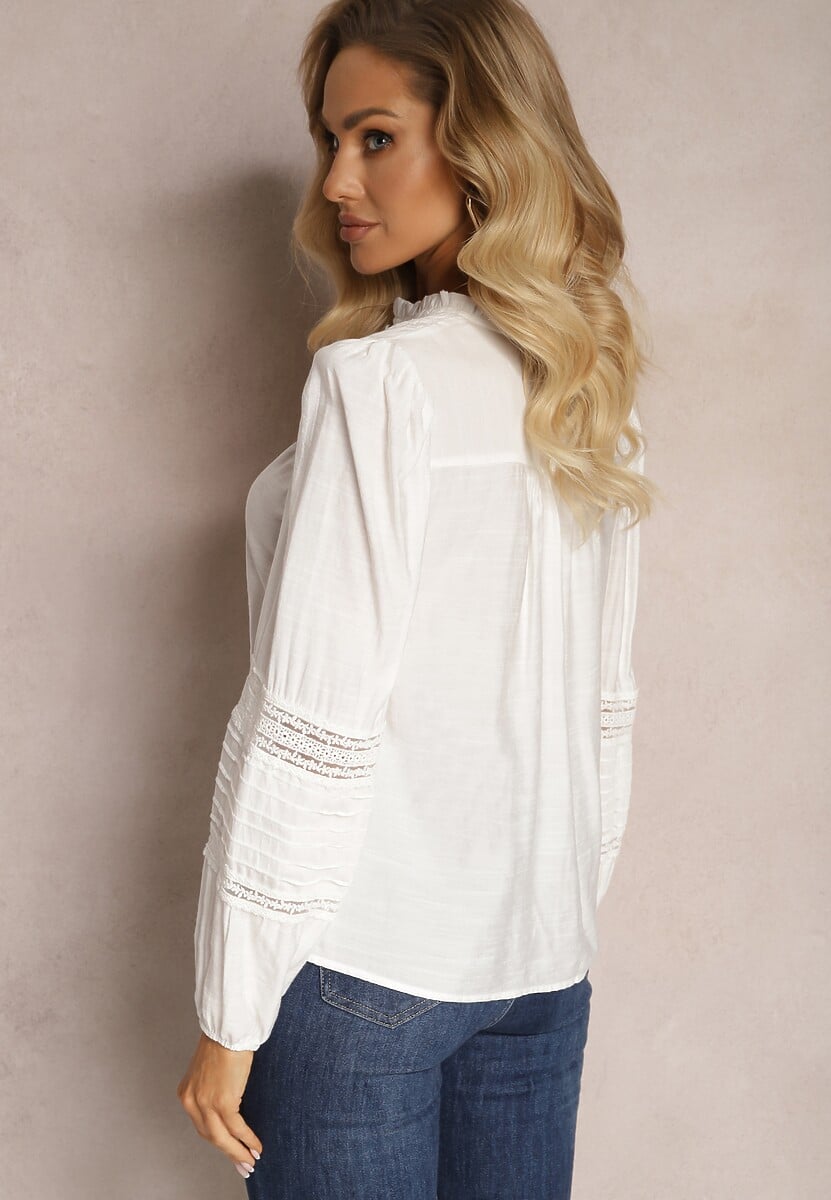 Biała Koszula z Wiskozy ze Stójką i Wstawkami z Koronki Diverto