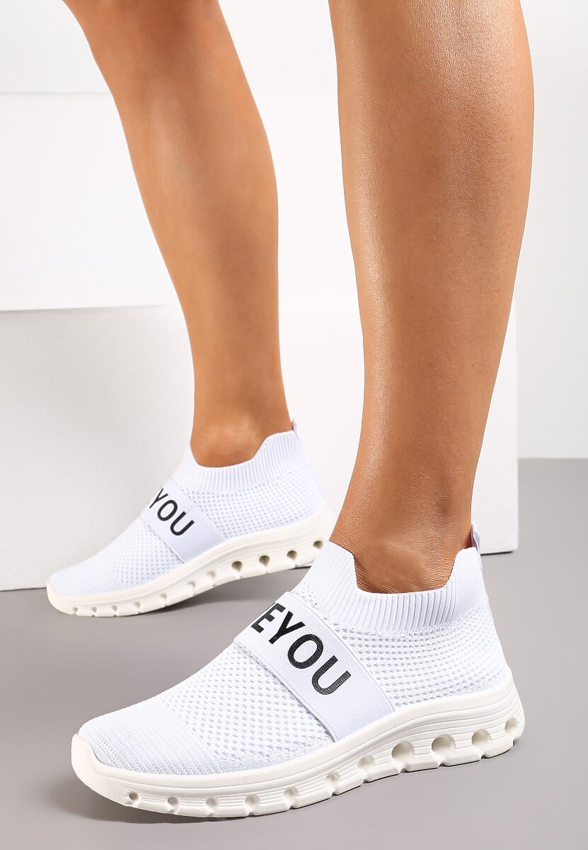 Białe Buty Sportowe z Napisem LOVE i Elastyczną Cholewką Alaissa