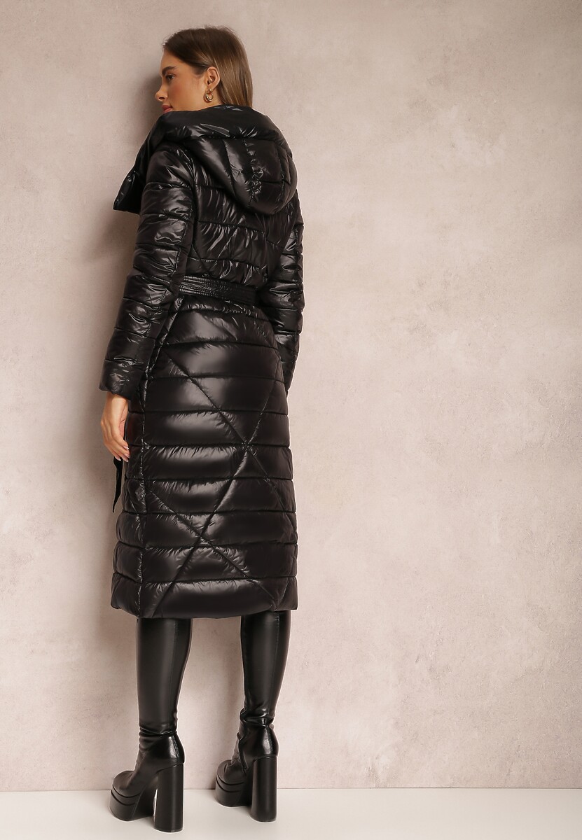 Czarna Kurtka za Kolano z Wiązanym Paskiem i Kapturem Feome