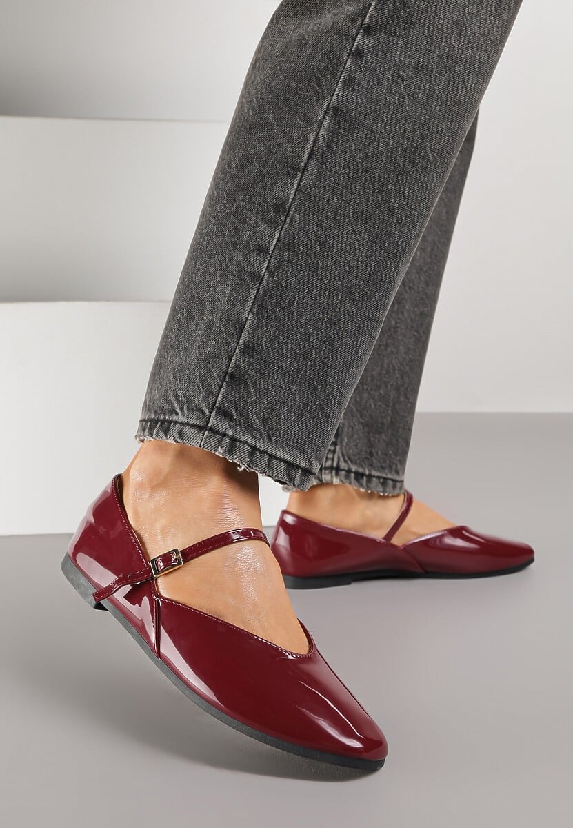 Beżowe Balerinki Vices z Paseczkiem ze Sprzączką i Ozdobnym Przeszyciem Desorila