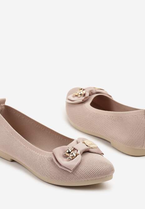Ciemnoróżowe Balerinki Ozdobione Metalicznymi Aplikacjami i Kokardą Bretella