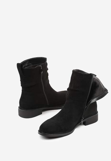 Czarne Botki z Marszczoną Cholewką do Kostki Ilomira