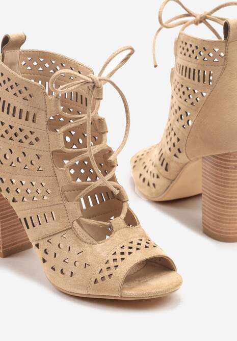 Ciemnobeżowe Ażurowe Botki Vices na Słupku Nimisa