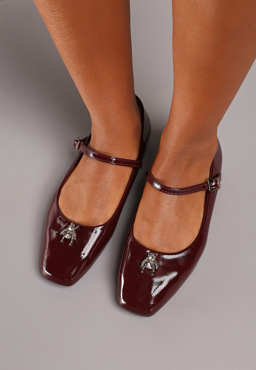 Bordowe Balerinki Ozdobione Aplikacją Owada z Paskiem i Sprzączką Nevisola