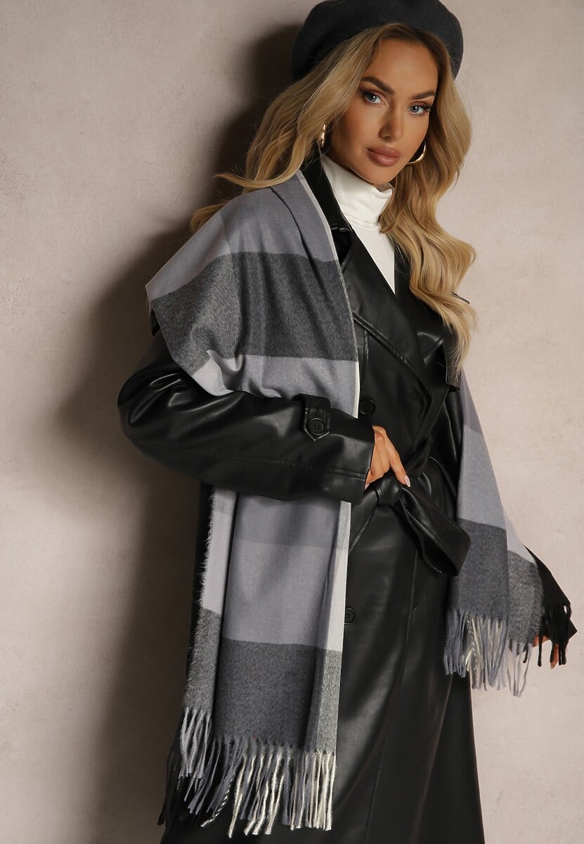 Szary Szalik Bawełniano-Wiskozowy w Kratę z Frędzlami Siravel