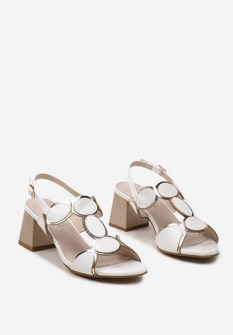 Białe Klasyczne Sandały na Obcasie ze Skórzaną Wkładką i Metalicznym Wykończeniem Nitanle