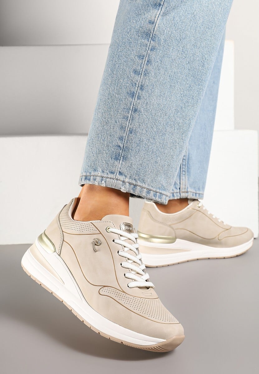 Białe Sneakersy na Koturnie Zdobione Tłoczeniami i Aplikacją Marovea