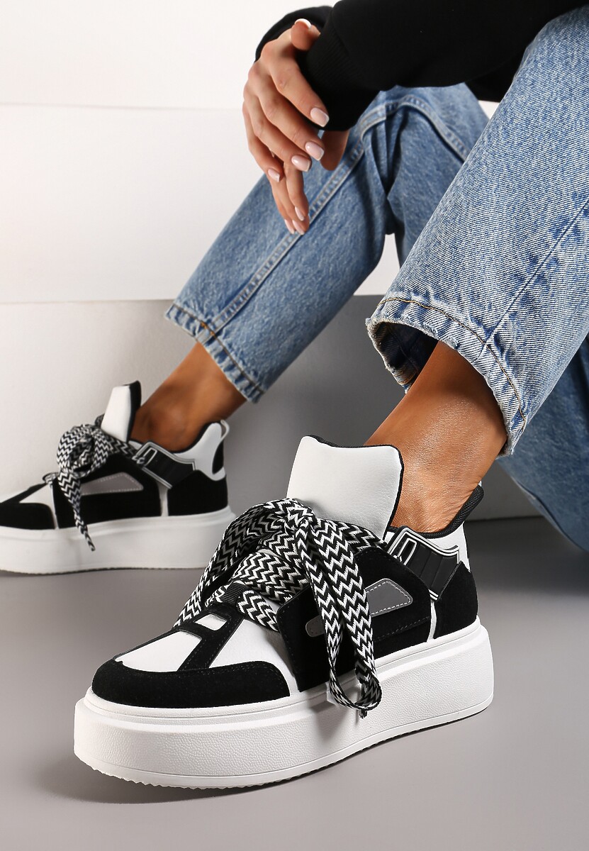 Czarno-Białe Sneakersy Na Niskiej Platformie z Szerokimi Sznurówkami we Wzorek Vidira