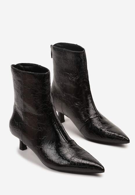 Czarne Botki Vices na Kaczuszce Ozdobione Tłoczeniem Zaidora