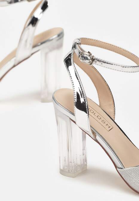 Srebrne Brokatowe Sandały na Przezroczystym Słupku ze Sprzączką i Szpiczastym Noskiem Eizreva