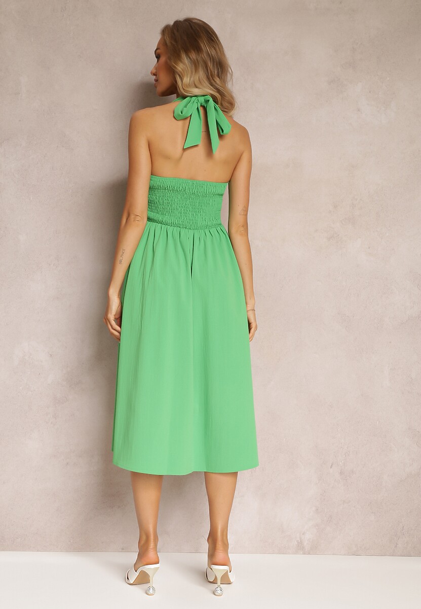 Zielona Rozkloszowana Sukienka Midi z Wiązaniem na Szyi Phinadi