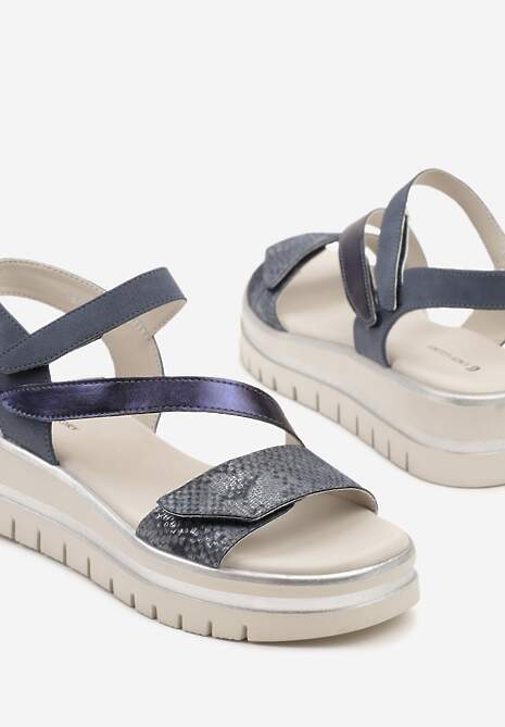Granatowe Sandały na Platformie z Ozdobnymi Paskami na Rzep Solitte