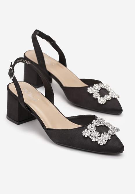 Czarne Satynowe Sandały na Słupku z Elegancką Klamerką i Szpiczastym Noskiem Nanasia