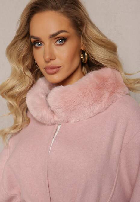 Różowy Płaszcz Ponczo z Wiskozy z Paskiem i Futerkiem Roymessa