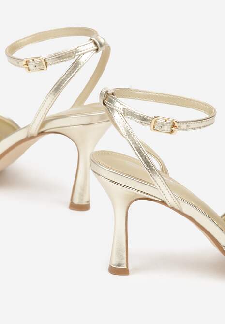 Złote Sandały na Szpilce z Paskiem z Klamerką i Lakierowanym Połyskiem Celafere