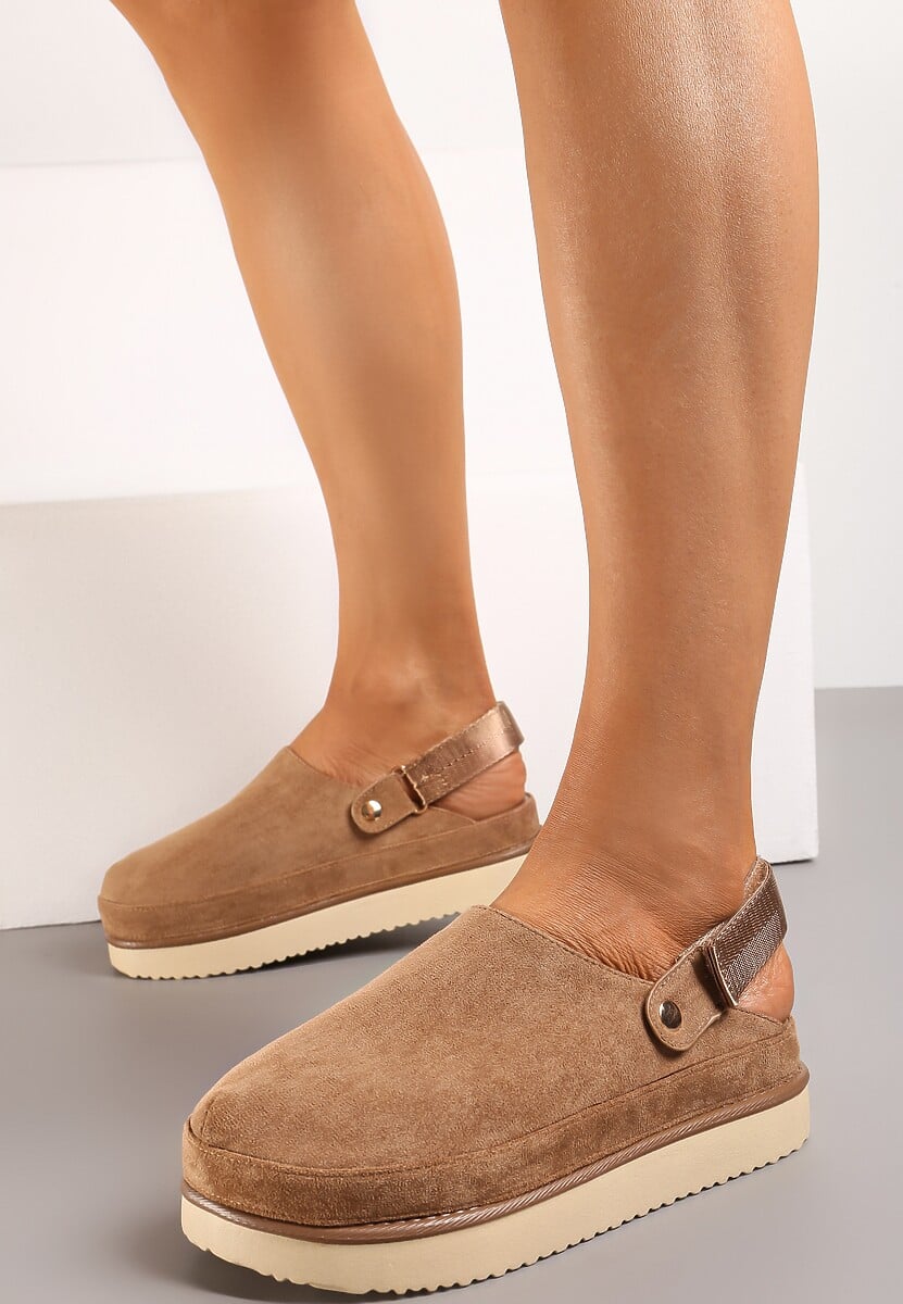 Ciemnobeżowe Klapki Mule w Stylu Chodaków na Niskiej Platformie Xrea