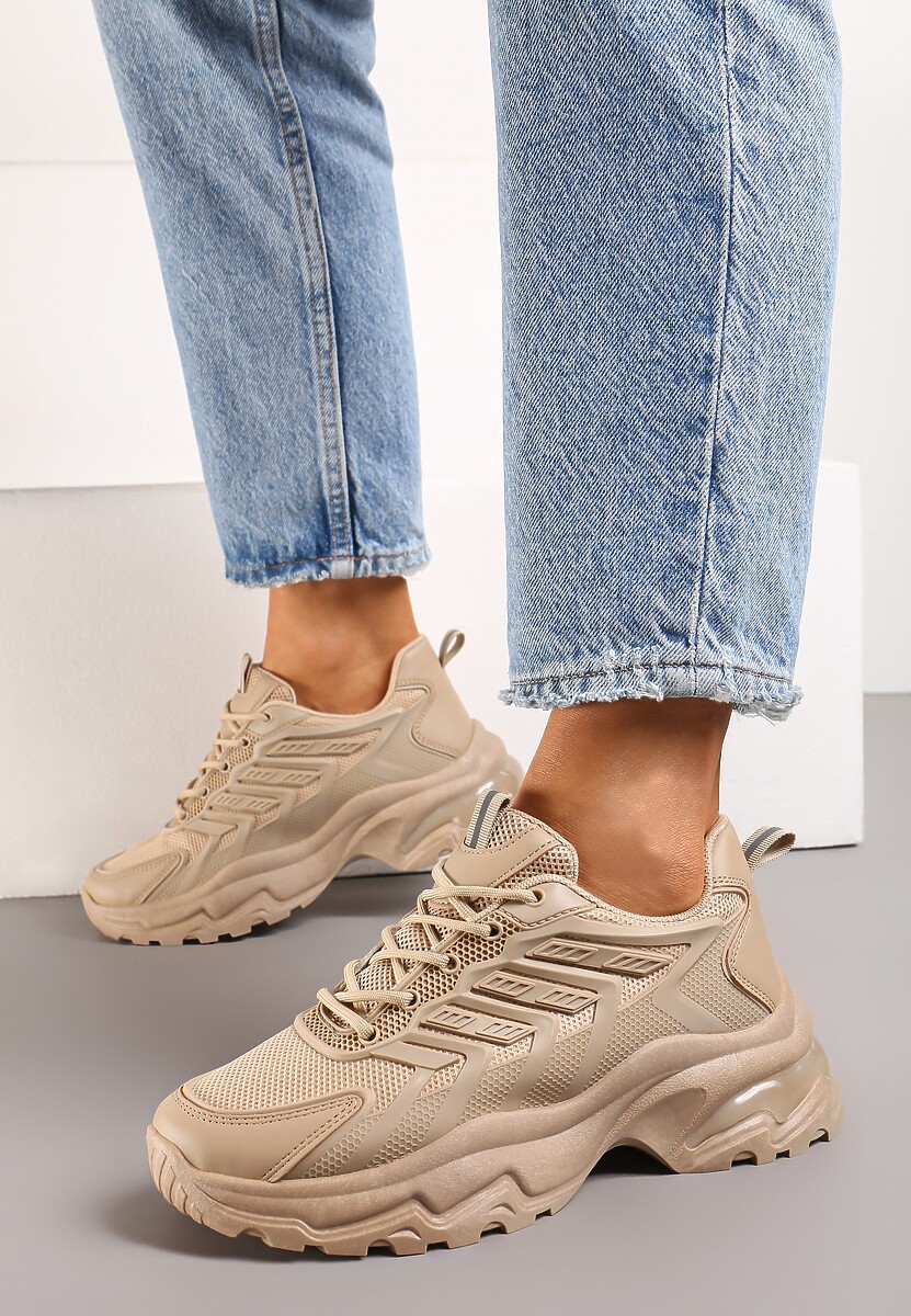 Beżowe Sneakersy na Tłoczonej Podeszwie z Siateczkowymi Wstawkami Amrogia