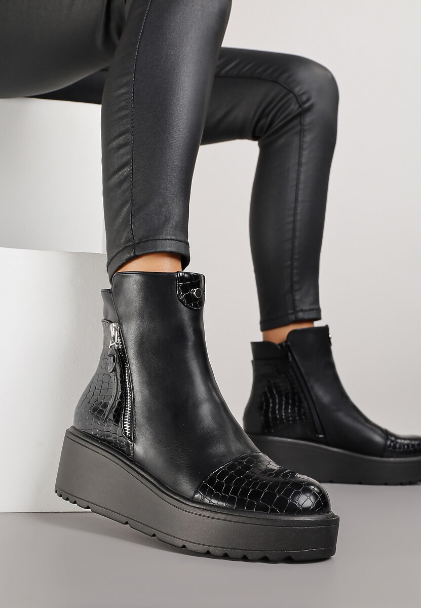 Czarne Botki Vices na Platformie Ozdobione Tłoczeniem Faleressa