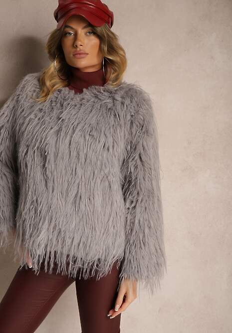 Jasnoszara Futerkowa Kurtka o Prostym Kroju z Zapięciem na Haftki Sialithiel