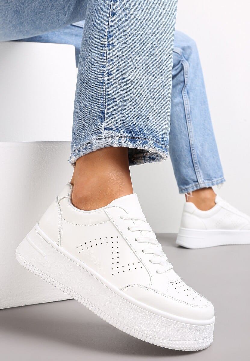 Białe Sneakersy z Perforacją na Platformie Treresa