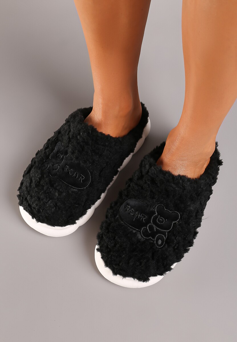 Czarne Futerkowe Kapcie na Grubej Tłoczonej Podeszwie Naritevia