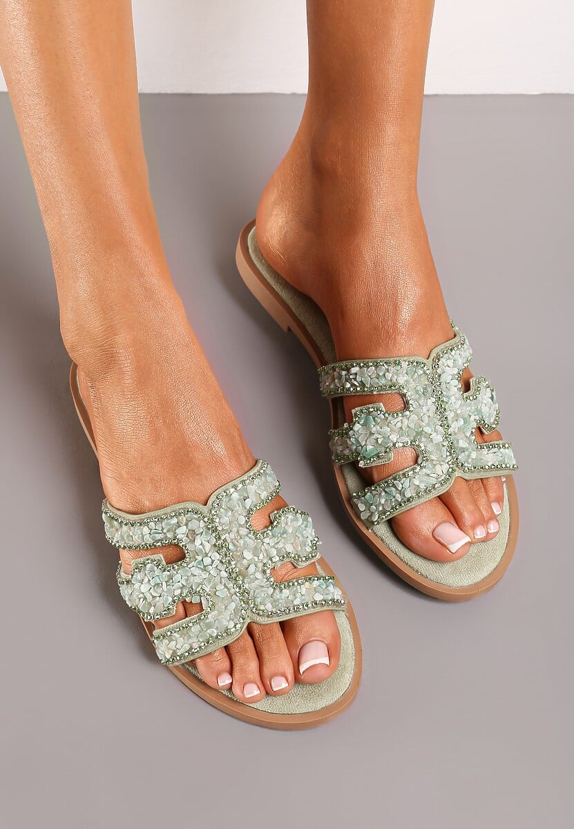 Zielone Klapki z Wycięciami na Pasku Ozdobione Kamyczkami i Cyrkoniami Sernia