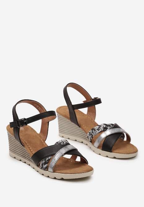 Czarne Sandały na Koturnie z Metalicznym i Plecionym Paskiem Meniana