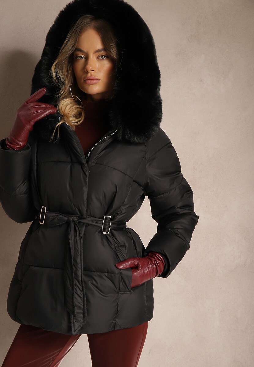 Beżowa Kurtka Pikowana z Kapturem i Odpinanym Kołnierzem Wiązana w Pasie Sialwenna