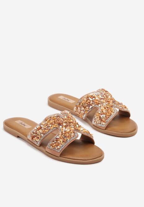 Różowe Klapki na Płaskiej Podeszwie Zdobione Wycięciami i Cyrkoniami Nilaraen