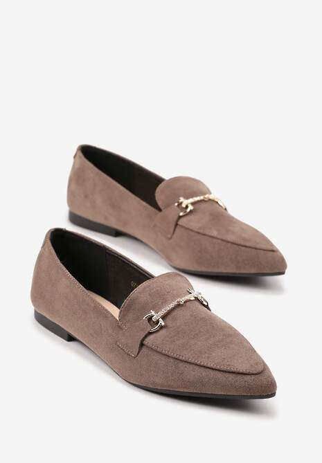 Ciemnobeżowe Mokasyny Vices ze Szpiczastym Noskiem Zdobione Aplikacją Rilosia