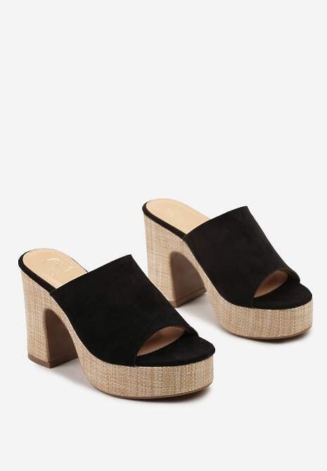 Czarne Klapki na Platformie i Słupku z Szerokim Paskiem Blinna