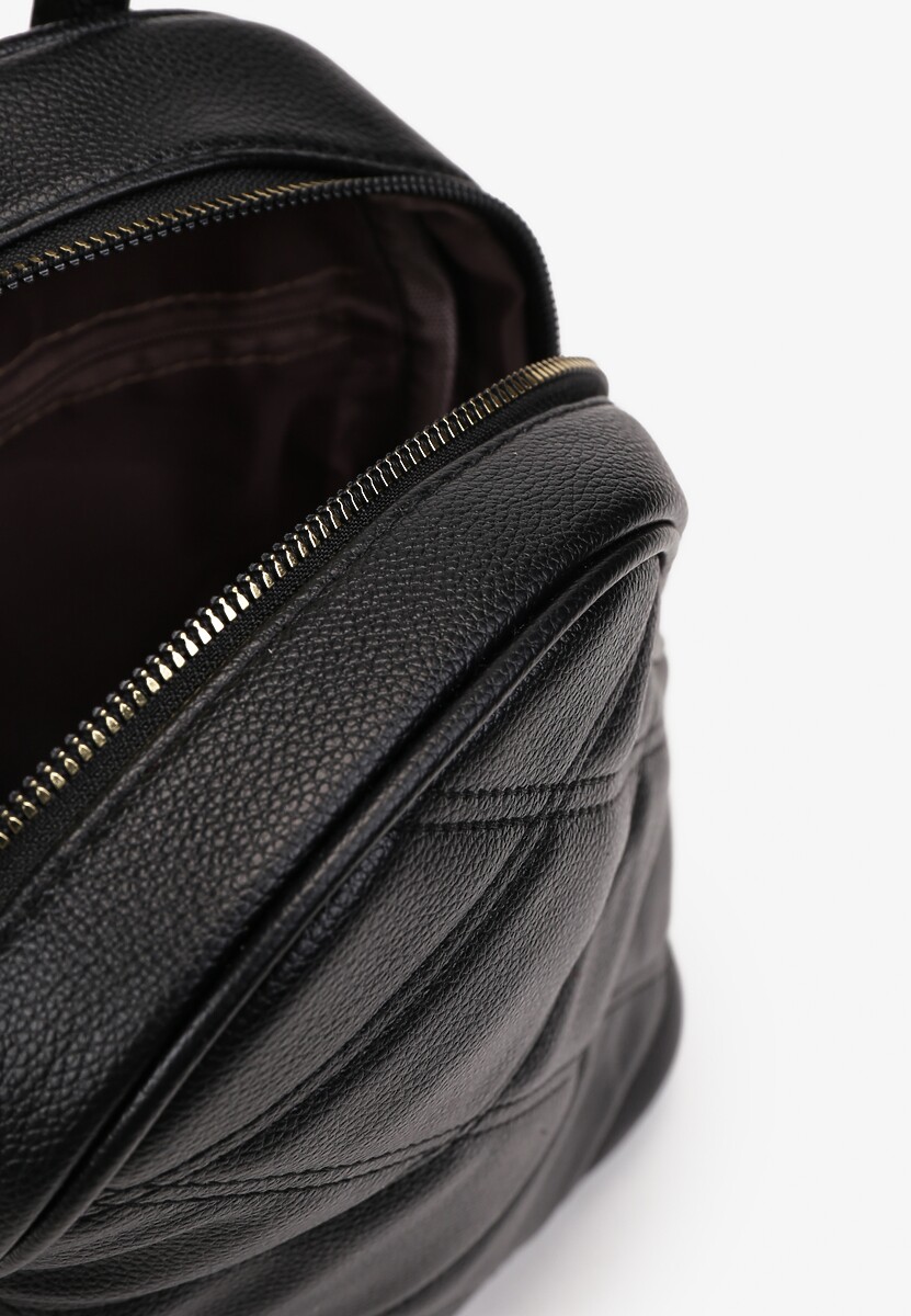 Czarny Mały Plecak Miejski z Pikowaniem Skeralla