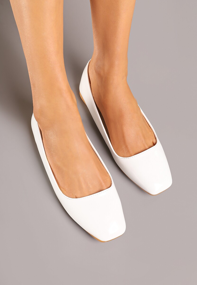 Białe Lakierowane Balerinki z Kwadratowym Noskiem Salaziela
