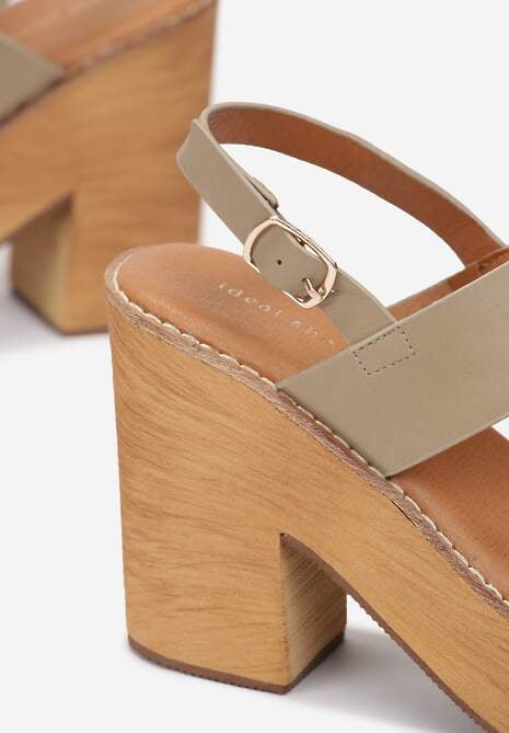 Ciemnobeżowe Sandały w Stylu Drewniaków na Słupku z Platformą Sohani