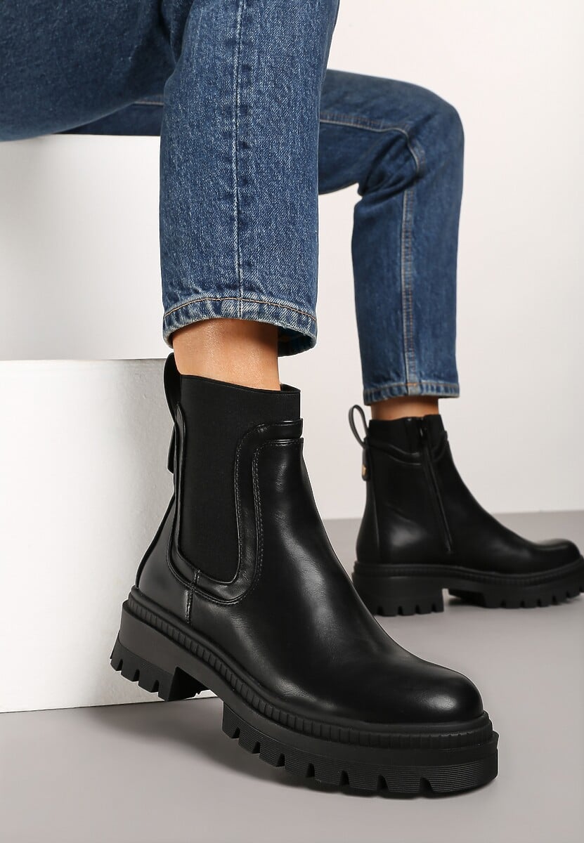 Czarne Płaskie Botki w Stylu Sztybletów z Ozdobnymi Przeszyciami Narirae