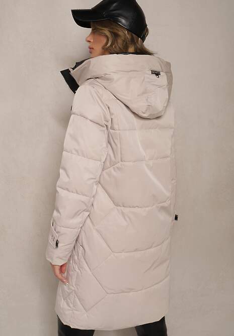 Beżowa Kurtka o Pikowanym Dłuższym Fasonie z Nieodpinanym Kapturem Luciandra