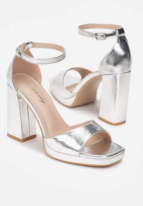 Srebrne Sandały z Otwartym Kwadratowym Noskiem na Słupku i Platformie Kaliania