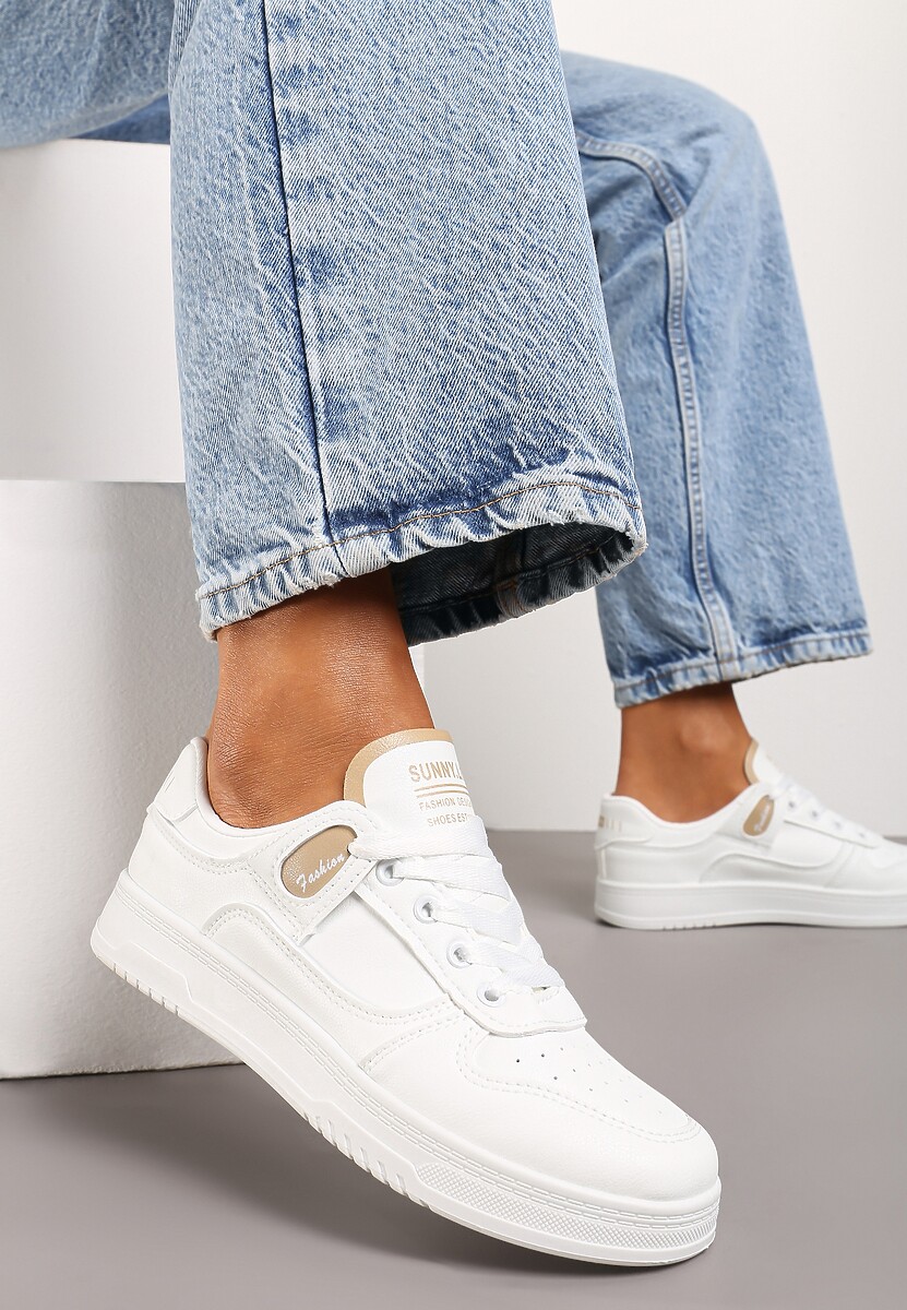 Biało-Beżowe Sneakersy z Cholewką przed Kostkę z Delikatną Perforacją Trissa