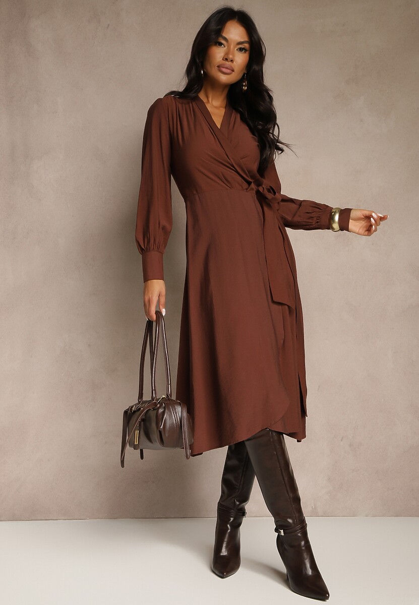 Brązowa Sukienka z Wiskozą o Kopertowym Kroju z Wiązaniem w Talii Zenivessa